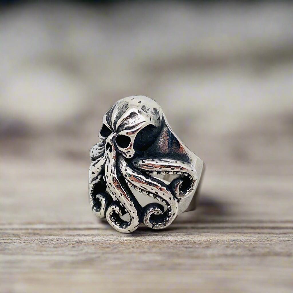 mens octopus kraken ring motorcycle biker moto enthusiast punk rocker vintage style rockabilly large durable heavy duty mens ring high quality gift for him for dad for bother for boyfriend for husband unique ring mens jewelry style for men band statement ring for men manly masculine ring jewelry for him fashion jewelry for men chunky rings for men sterling silver stainless steel titanium ring davy jones pirate ring johnny depp skull viking celtic barbarian style club style