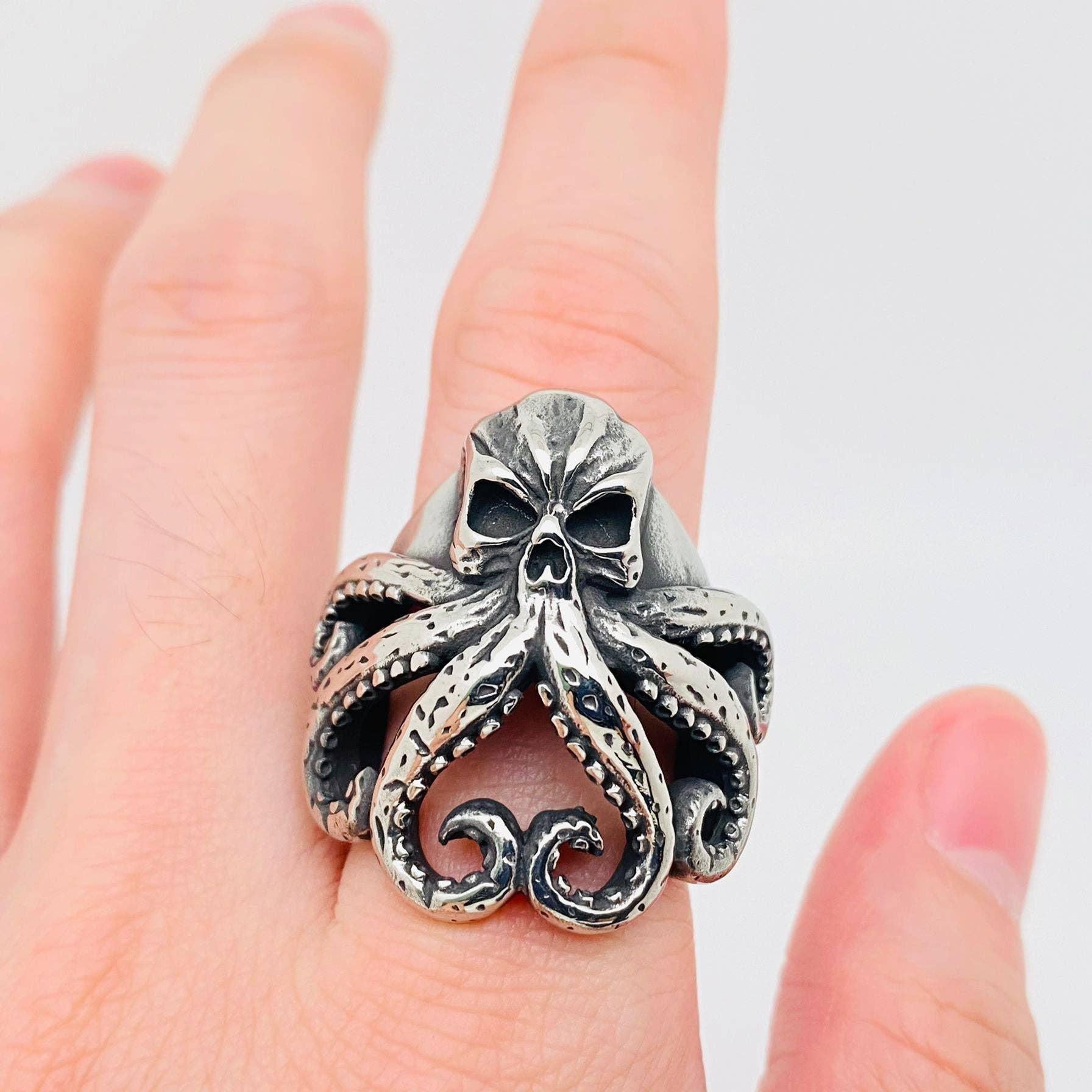 mens octopus kraken ring motorcycle biker moto enthusiast punk rocker vintage style rockabilly large durable heavy duty mens ring high quality gift for him for dad for bother for boyfriend for husband unique ring mens jewelry style for men band statement ring for men manly masculine ring jewelry for him fashion jewelry for men chunky rings for men sterling silver stainless steel titanium ring davy jones pirate ring johnny depp skull viking celtic barbarian style club style