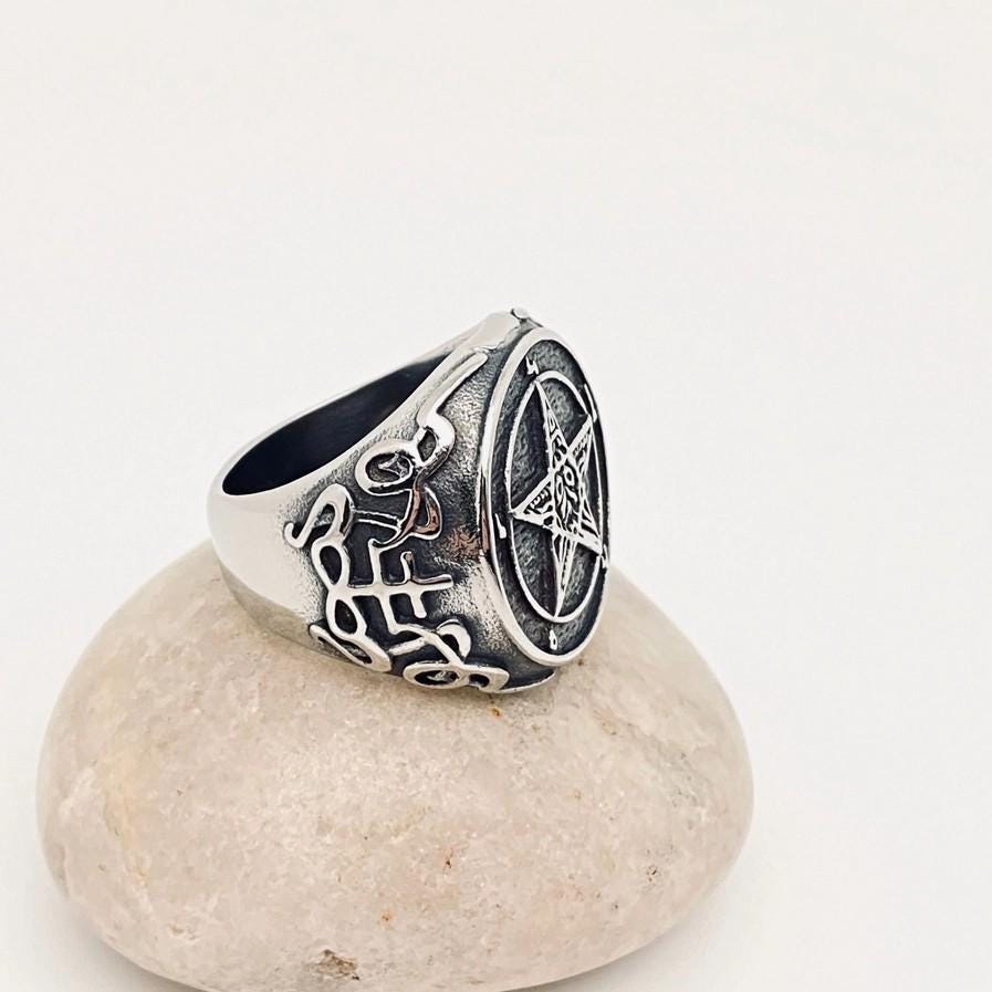 Mens pentagram ring dark aesthetic jewelry off beat gifts for him harley davidson rings biker jewelry for guys retro punk fashion unique mens gift chunk heavy ring